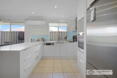 Property photo of 10B Sumich Gardens Coogee WA 6166