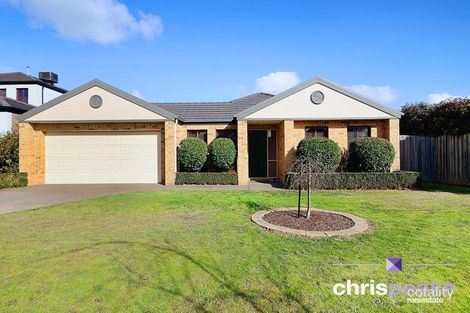 Property photo of 27 Glenmaggie Close Berwick VIC 3806