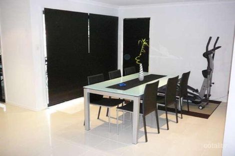 Property photo of 11 Lake Breeze Drive Windaroo QLD 4207