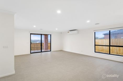 Property photo of 12 Emmett Street Bacchus Marsh VIC 3340