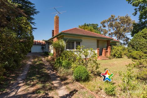 90 Hendersons Rd, Seville, VIC 3139