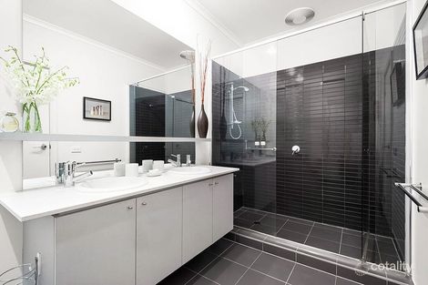 Property photo of 7 Notre Dame Parade Mulgrave VIC 3170