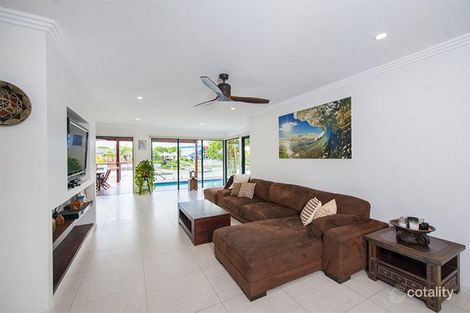 Property photo of 4 Cedar Place Broadbeach Waters QLD 4218