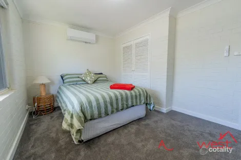 Property photo of 2/3 Glenview Street Mount Tarcoola WA 6530