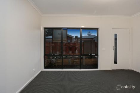 Property photo of 84 Queen Circuit Sunshine VIC 3020