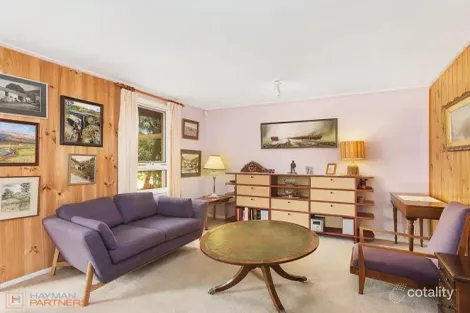 Property photo of 8 Thorn Place Curtin ACT 2605