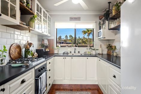 Property photo of 2/2 Barton Street Oak Flats NSW 2529