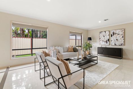 Property photo of 3 Silverdale Walk Cairnlea VIC 3023