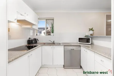 Property photo of 4/73 Beatrice Street Taringa QLD 4068