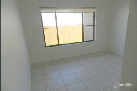 Property photo of 10 Wentworth Place Glen Eden QLD 4680