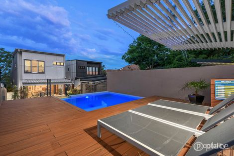 Property photo of 33 Arc Street Coorparoo QLD 4151