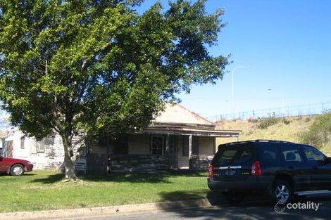 17-19 First Ave, Unanderra, NSW 2526