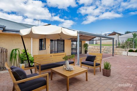 Property photo of 27 Silvertop Avenue Halls Head WA 6210