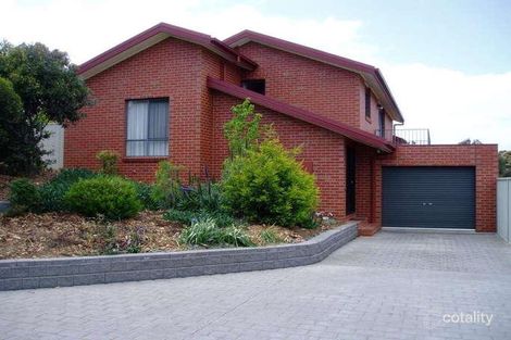 4 Sandner Gr, Golden Square, VIC 3555