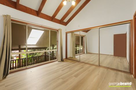 Property photo of 11 Pamela Close Green Point NSW 2251