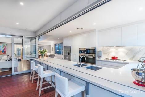 Property photo of 19 Pine Street Hamilton QLD 4007