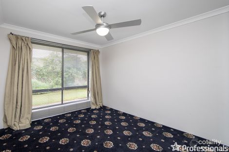 Property photo of 1 Extensa Road Wattle Grove WA 6107