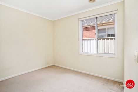 Property photo of 8 Manna Gum Drive Epsom VIC 3551