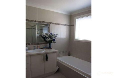 Property photo of 37 Brooklands Drive Orange NSW 2800