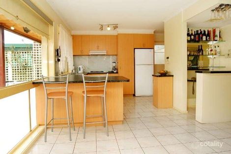 Property photo of 2 Peyton Drive Mill Park VIC 3082