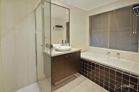 Property photo of 6 Lynch Road Fawkner VIC 3060