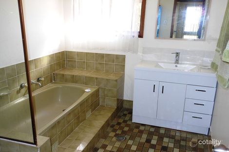 Property photo of 13 Woodcourt Street Ambarvale NSW 2560