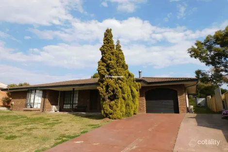 19 Wildcherry Ave, Castletown, WA 6450