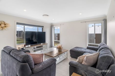 Property photo of 22 Grevillea Street Cliftleigh NSW 2321