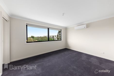 2/42 Trickey Ave, Sydenham, VIC 3037
