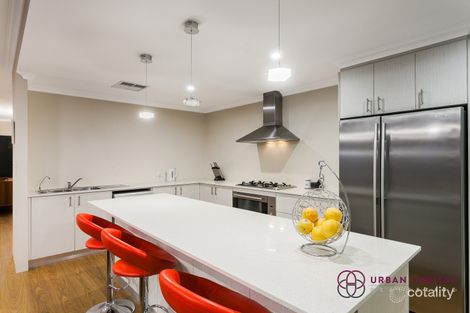 Property photo of 12 Shaftesbury Way Wellard WA 6170