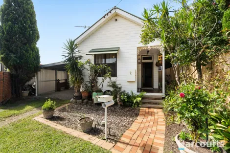 2 Myola St, Mayfield, NSW 2304