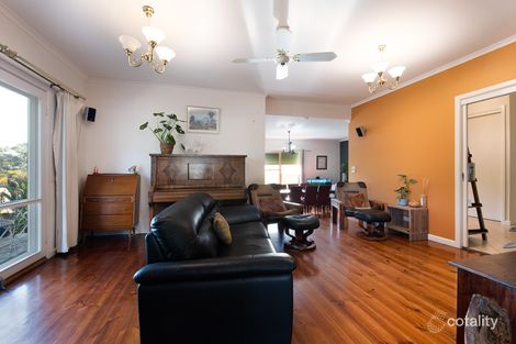 Property photo of 19 Lee Street Kangaroo Flat VIC 3555
