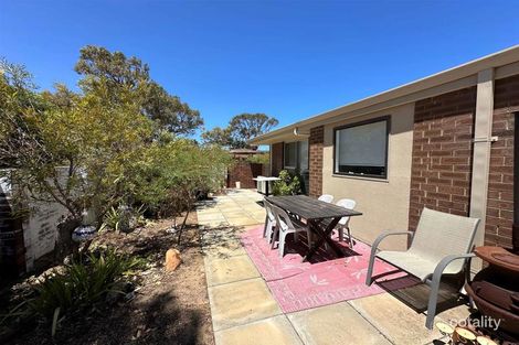 Property photo of 2 Morrison Place Leeman WA 6514