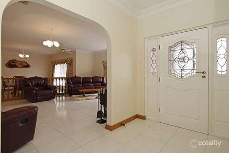 Property photo of 7 Luderitz Close Hallett Cove SA 5158