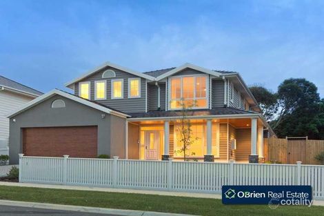 Property photo of 5/14 Avard Court Berwick VIC 3806