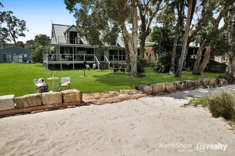 65 Coast Rd, Macleay Island, QLD 4184