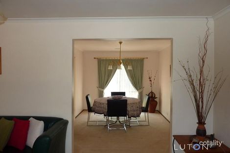 Property photo of 18 Curnow Place Chisholm ACT 2905
