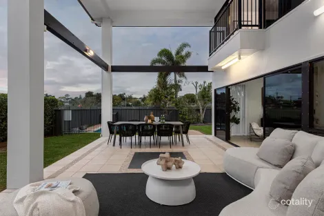 Property photo of 5 Ursus Street Seven Hills QLD 4170