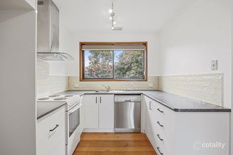 Property photo of 1 Alexandra Close Sebastopol VIC 3356