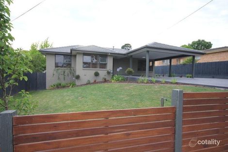 56 Longfellow Ave, Mooroolbark, VIC 3138