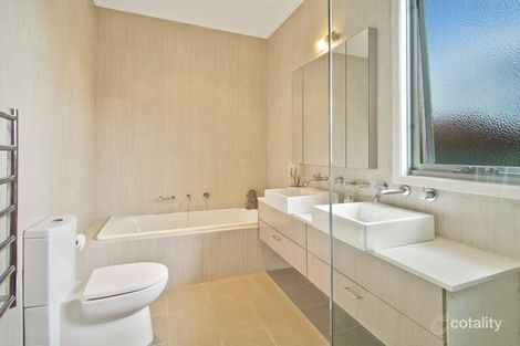 Property photo of 4/556-562 Pittwater Road North Manly NSW 2100