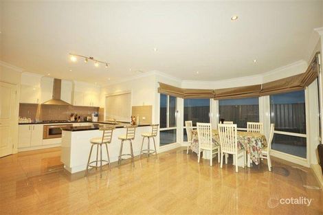 Property photo of 28 Threadneedle Street Attwood VIC 3049