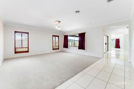 Property photo of 10 Crowe Avenue Cranbourne West VIC 3977