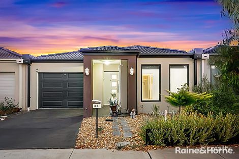Property photo of 45 Wilkiea Crescent Cranbourne North VIC 3977