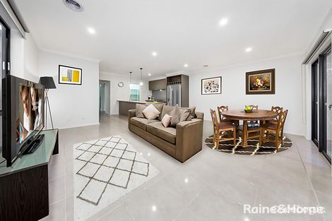 Property photo of 45 Wilkiea Crescent Cranbourne North VIC 3977