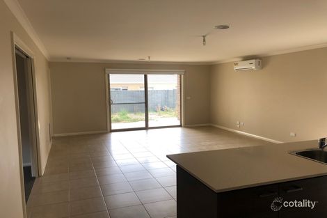 Property photo of 23 Wispering Circuit Kilmore VIC 3764