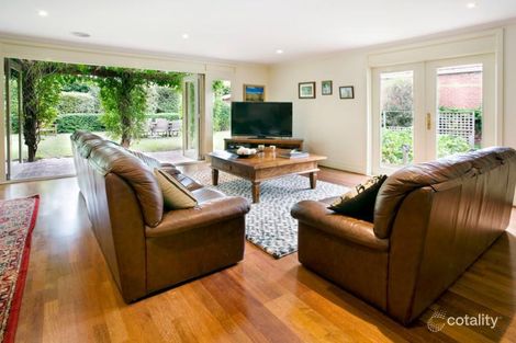 Property photo of 13 Greendale Road Glen Iris VIC 3146