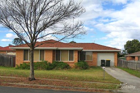 28 Camilleri Ave, Quakers Hill, NSW 2763