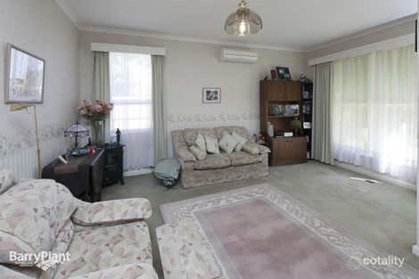 Property photo of 151 Gladstone Road Dandenong North VIC 3175