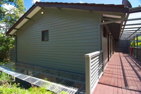 Property photo of 10 Manooka Place Warriewood NSW 2102